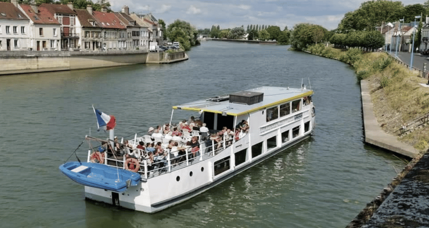 bateau EVA-NA - péniche privée à Paris